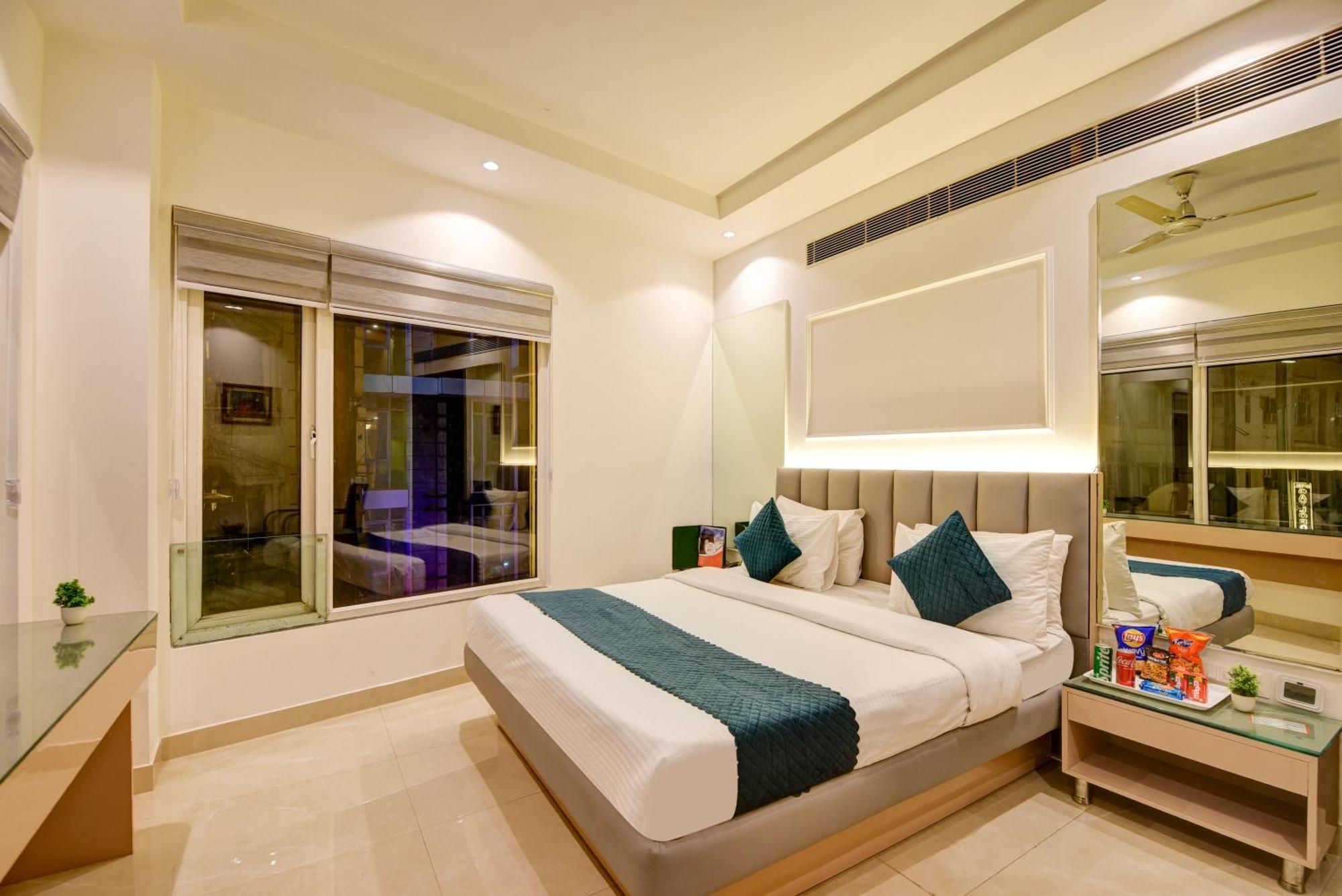 Krishna - By Rcg Hotels, Centrally Located, 4* New Delhi