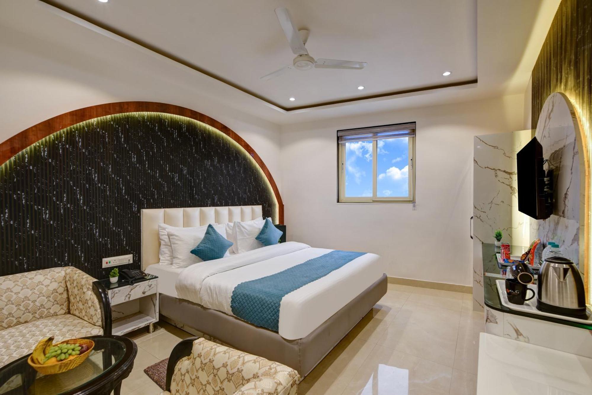 Krishna - By Rcg Hotels, Centrally Located, 4* New Delhi