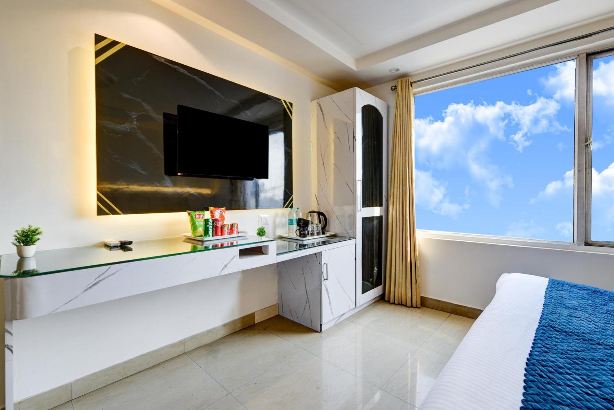 Hotel Krishna - By Rcg Hotels, Centrally Located, 4*